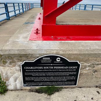 Charlevoix Lighthouse - Charlevoix Lighthouse information - Marinas Near Me - Charlevoix, Michigan Charlevoix Lighthouse - Charlevoix Lighthouse information - Marinas Near Me - Charlevoix, Michigan