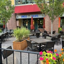 Uncle Julio's - Outdoor seating