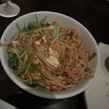 Starfish - Pad Thai w// chicken - Asian Fusion Near Me - Newport Beach, California