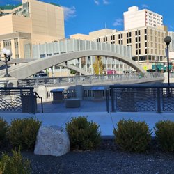Virginia Street Bridge