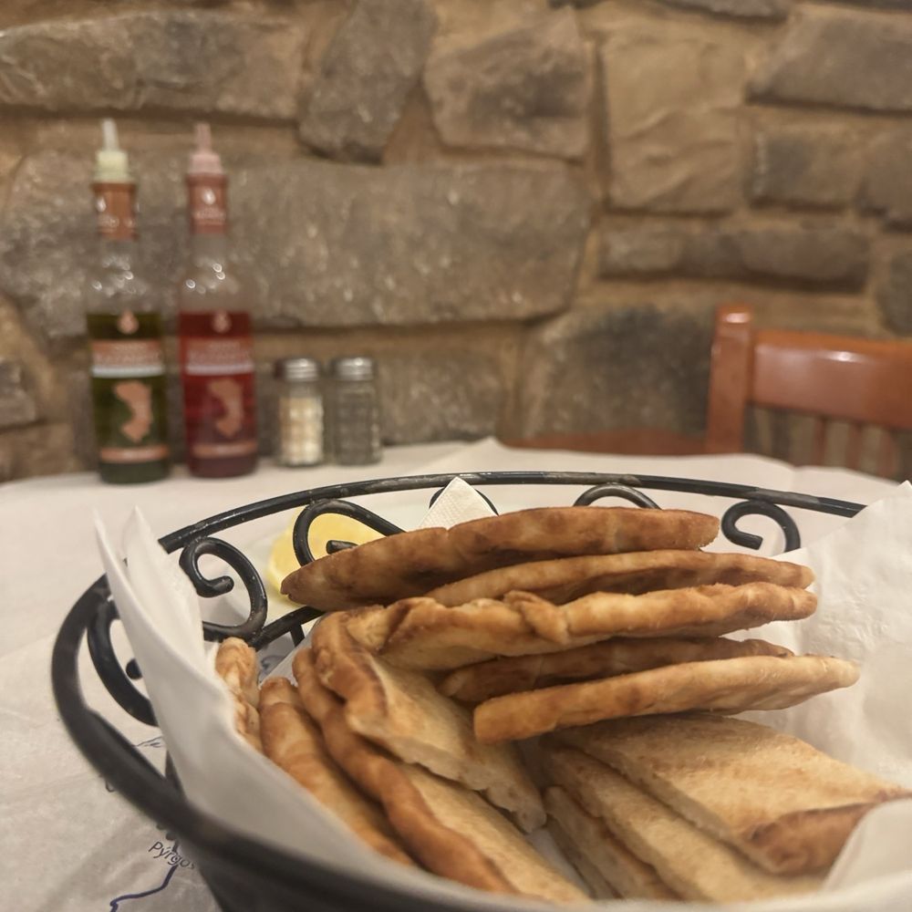 Loukoumi Taverna - Greek Near Me - Astoria, New York Loukoumi Taverna - Greek Near Me - Astoria, New York