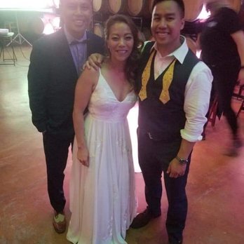 Elegance Entertainment - DJs Near Me