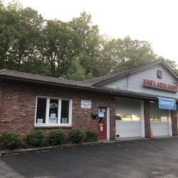 Van's Auto Body