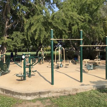 Rengstorff Park - Sports ground with pull up bars - Swimming Pools Near Me - Mountain View, California