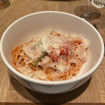 Upland - Spaghettini Pomodoro - New American Near Me - New York, New York Upland - Spaghettini Pomodoro - New American Near Me - New York, New York