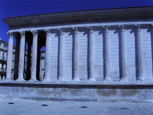 Maison Carrée by null