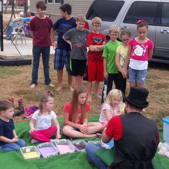Party Animals - More sand art - Magicians Near Me