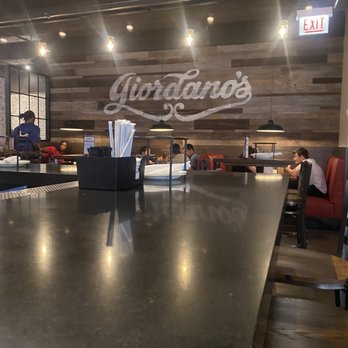 Giordano's - Bar - Pizza Near Me - Chicago, Illinois Giordano's - Bar - Pizza Near Me - Chicago, Illinois