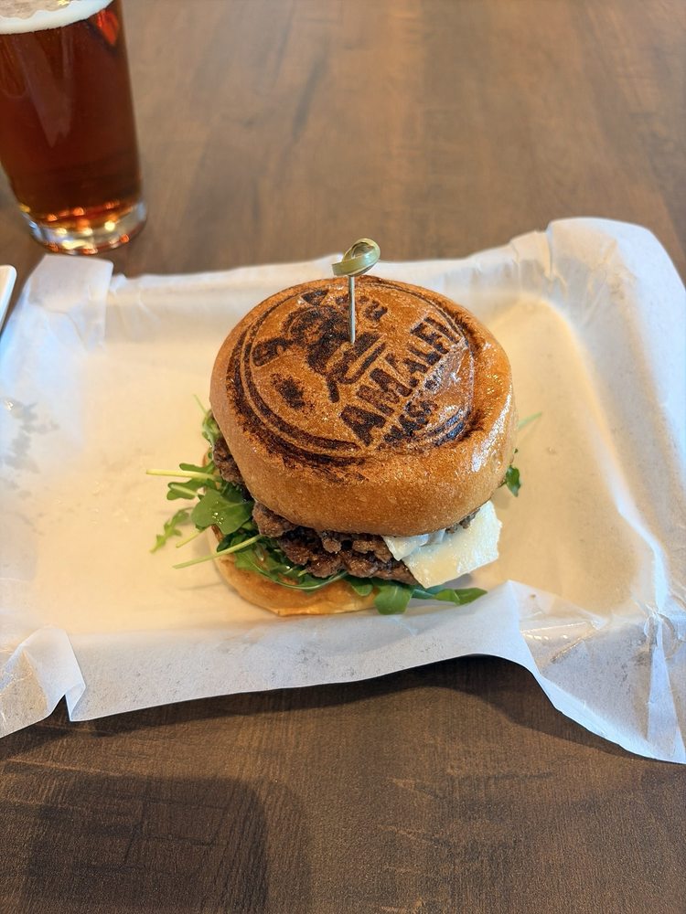 Food from Amalfi Smashburger