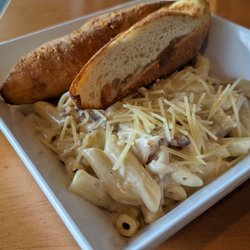 Pizza Schmizza Pub & Grub
