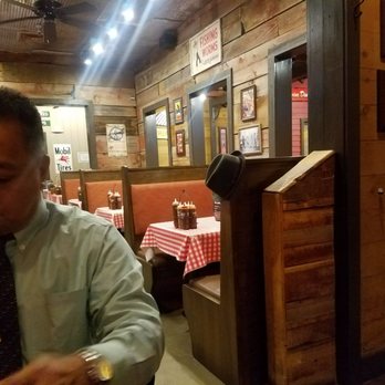 Famous Dave's Bar-B-Que - Barbeque Near Me - Addison, Illinois