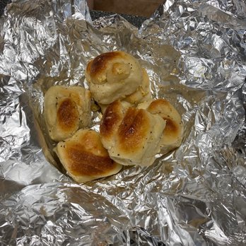 Mo's Italia Express - Wow, so I ordered 4 orders of garlic knots for 16$ WTH! super disappointed! - Italian Near Me - Cedar Hill, Texas
