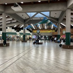 Center of Kahului airport
