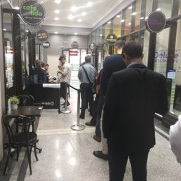 Such long lines for lunch time. Hope it's worth it Such long lines for lunch time. Hope it's worth it