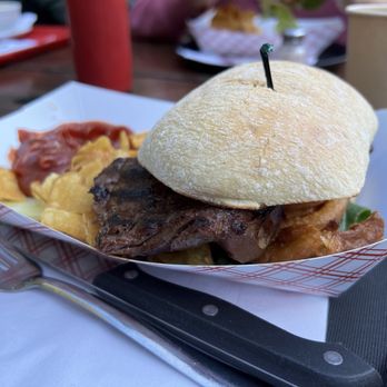 Alice's Restaurant - Diners Near Me - Woodside, California