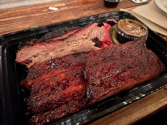 Matt's BBQ by null