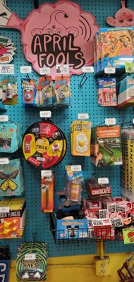 Archie McPhee by null