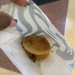 Starbucks - Bacon smoked eggs and cheese sandwiche