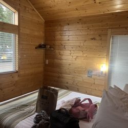 Yellowstone Park / Mountainside KOA - Cabin