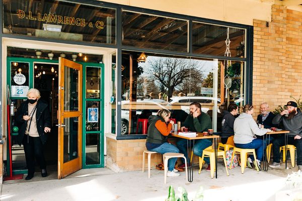 Trader & Co. Cafe by null