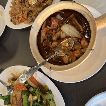 Chef Bo - Tofu and shrimp clay pot. Tofu with vegetables and mushroom chicken - Chinese Near Me - Elk Grove, California