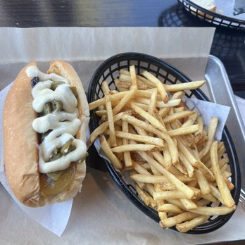 Bangers & Brews - Westside - German Near Me - Bend, Oregon