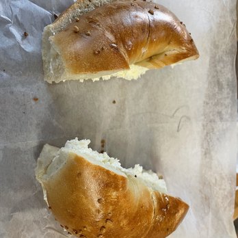 Gramercy Bagels - Not exactly generous with the garlic - Bagels Near Me - New York, New York Gramercy Bagels - Not exactly generous with the garlic - Bagels Near Me - New York, New York