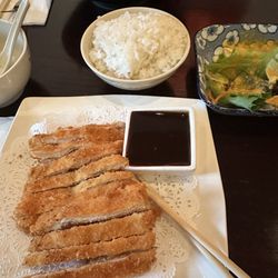 SUKI Japanese Hibachi Ramen Noodles & Tea House - Chicken Katsu Lunch comes with soup and salad