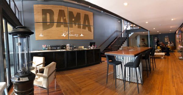 Dama Wines by null