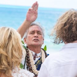 Kahu Bruce Ah Leong - Kahu Bruce during his beautiful ceremony