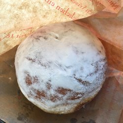 Erster Wiener - Donut with jam filling