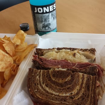Ellie's Deli - Delis Near Me - Naperville, Illinois