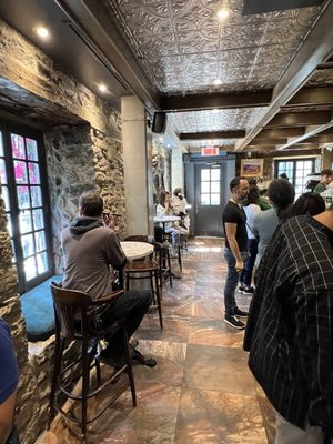 Café Olimpico - Vieux-Montréal by null