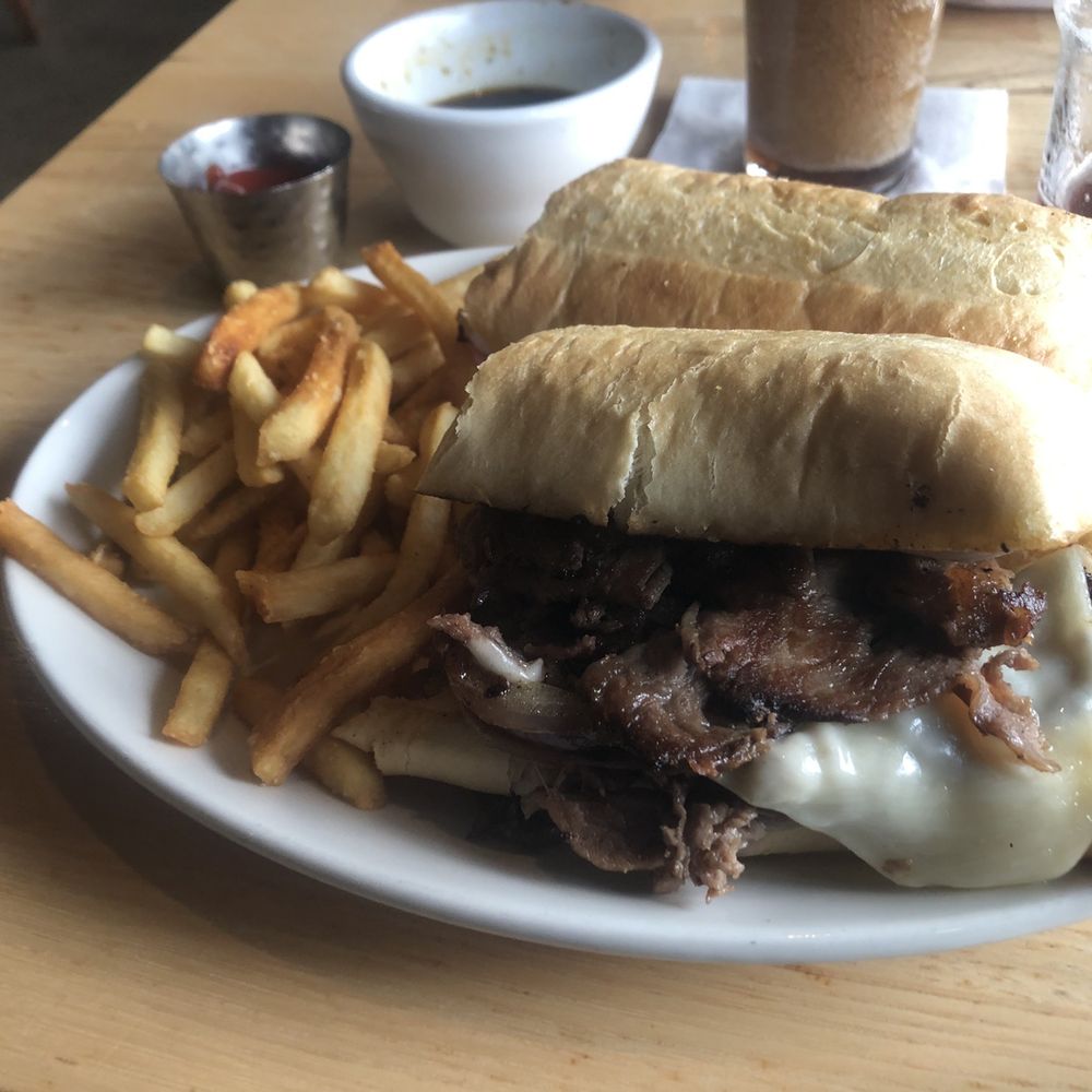 Black Oak Grill - Prime Rib Dip Sandwich - American Near Me - Branson, Missouri