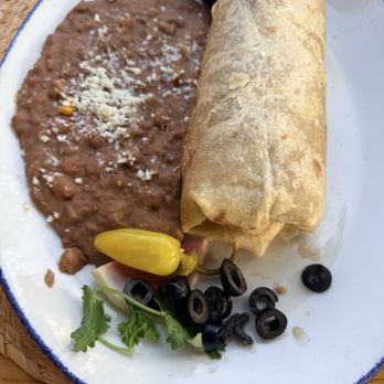 Barra Barra - Refried beans and chicken burrito - Mexican Near Me - San Diego, California Barra Barra - Refried beans and chicken burrito - Mexican Near Me - San Diego, California