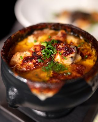 Ponte Modern American by null