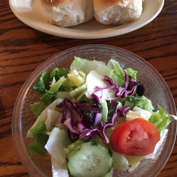 Original Napoli - Memorial Dr - Salad and bread with meal - Italian Near Me - Houston, Texas Original Napoli - Memorial Dr - Salad and bread with meal - Italian Near Me - Houston, Texas