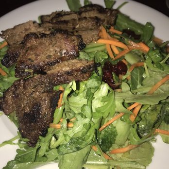 Broadstone Bar & Kitchen - House salad with steak - New American Near Me - New York, New York Broadstone Bar & Kitchen - House salad with steak - New American Near Me - New York, New York