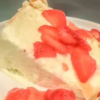 The Front Yard - Strawberries n cheesecake. - Beer Gardens Near Me - Las Vegas, Nevada The Front Yard - Strawberries n cheesecake. - Beer Gardens Near Me - Las Vegas, Nevada
