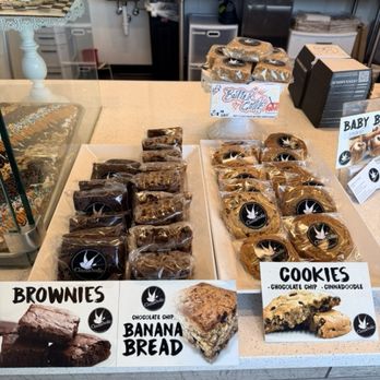 Cinnaholic - Bakeries Near Me - Metuchen, New Jersey Cinnaholic - Bakeries Near Me - Metuchen, New Jersey