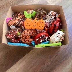 Red's Custom Baked Goods - Halloween dozen