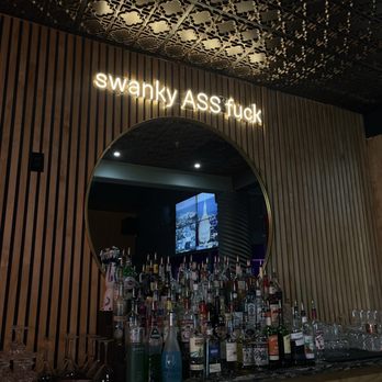 A Swanky Place