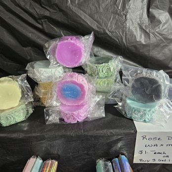 Hey Smell This Custom Candles - $1 Rose Wax Melt - Candle Stores Near Me - Holland, Michigan Hey Smell This Custom Candles - $1 Rose Wax Melt - Candle Stores Near Me - Holland, Michigan