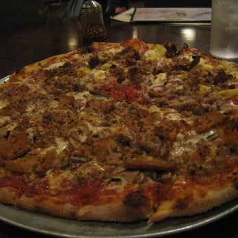 Flatbread Company - Pizza Near Me - Paia, Hawaii