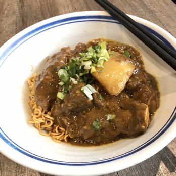Cha Kee Restaurant - AD17 curry beef brisket with instant noodle - Hong Kong Style Cafe Near Me - Richmond Hill, Ontario