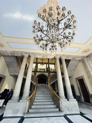 Chapultepec Castle by null