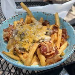 Home Plate - Poutine