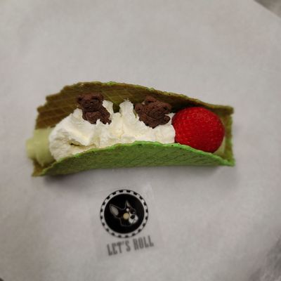 Let's Roll Ice Creamery by null