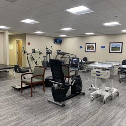 AdventHealth Sports Med & Rehab - DeLand - We're here when you're ready! Our beautiful and spacious facility allows us to keep you safe with social distancing prompts throughout.
