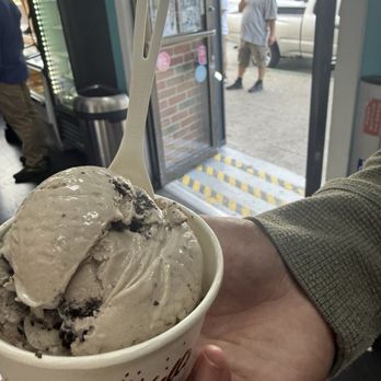 Mitchells Ice Cream - Oreo Cookie - Ice Cream & Frozen Yogurt Near Me - San Francisco, California Mitchells Ice Cream - Oreo Cookie - Ice Cream & Frozen Yogurt Near Me - San Francisco, California